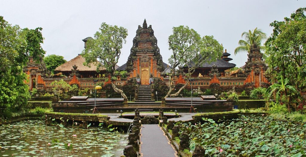 Indonesia in 2 Weeks: A Detailed Travel Guide for First-Time Visitors temple in ubud