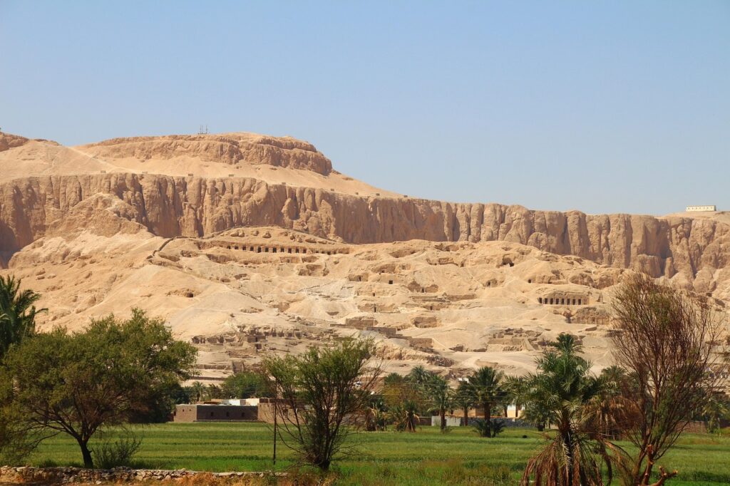 10 Days in Egypt: The Ultimate Backpacker Itinerary valley of the kings